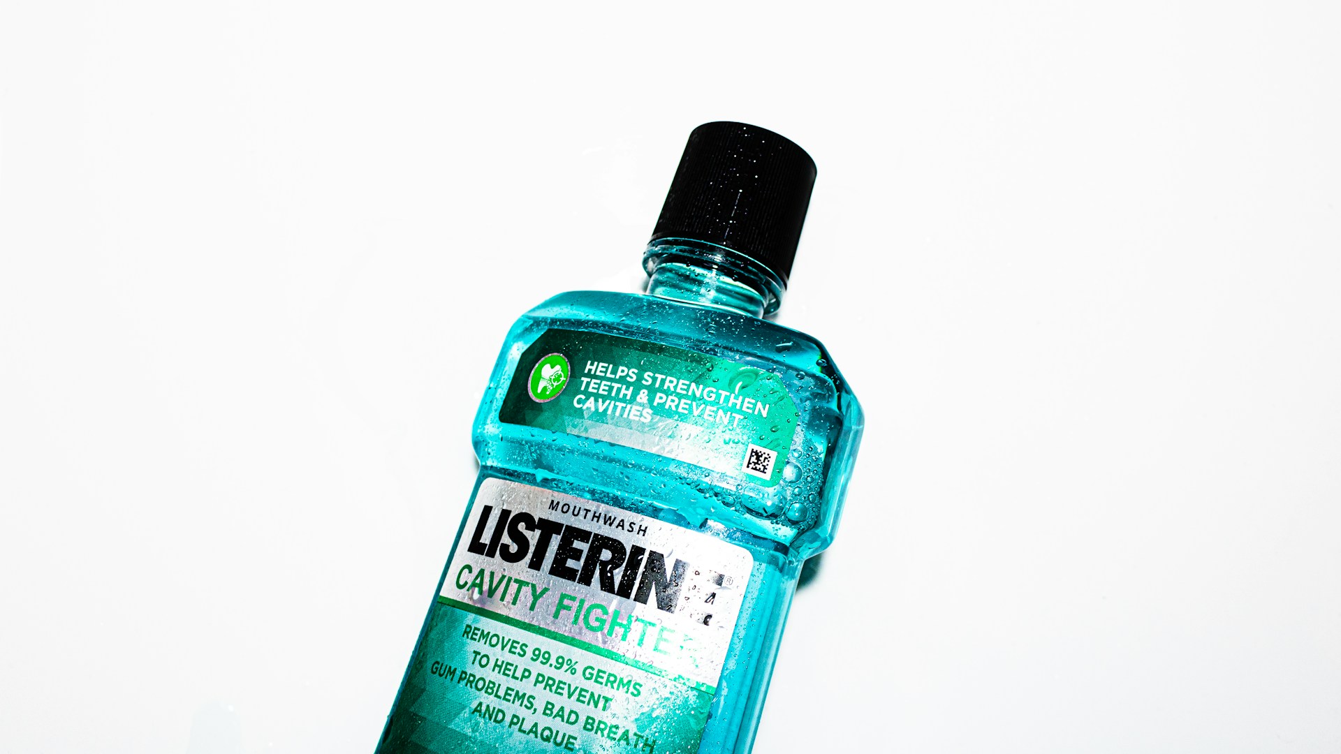 Which Commonly Used Mouthwash May Actually Negatively Impact Our Oral Health?