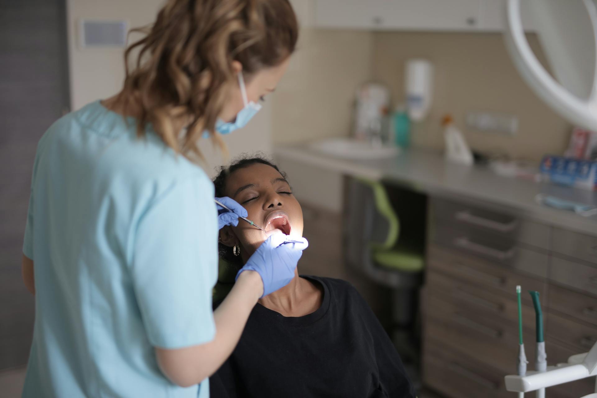 What Is the Current State of Dental Health in Canada for Those Aged 50 to 64?